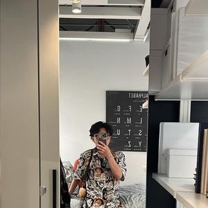 Meet your Posher, Anh hoàng